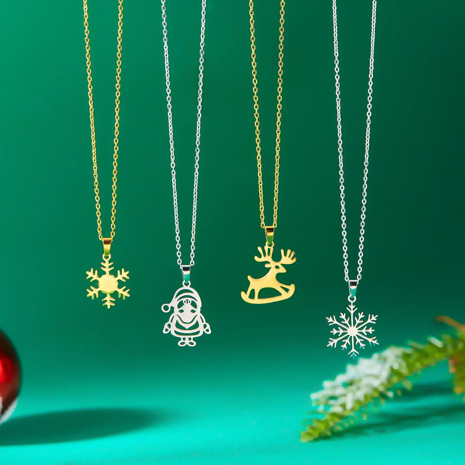 Stainless Steel Simple Christmas Necklace for Women Santa Claus Snowflake Xmas Tree Elk Pendant Clavicle Choker Party Jewelry