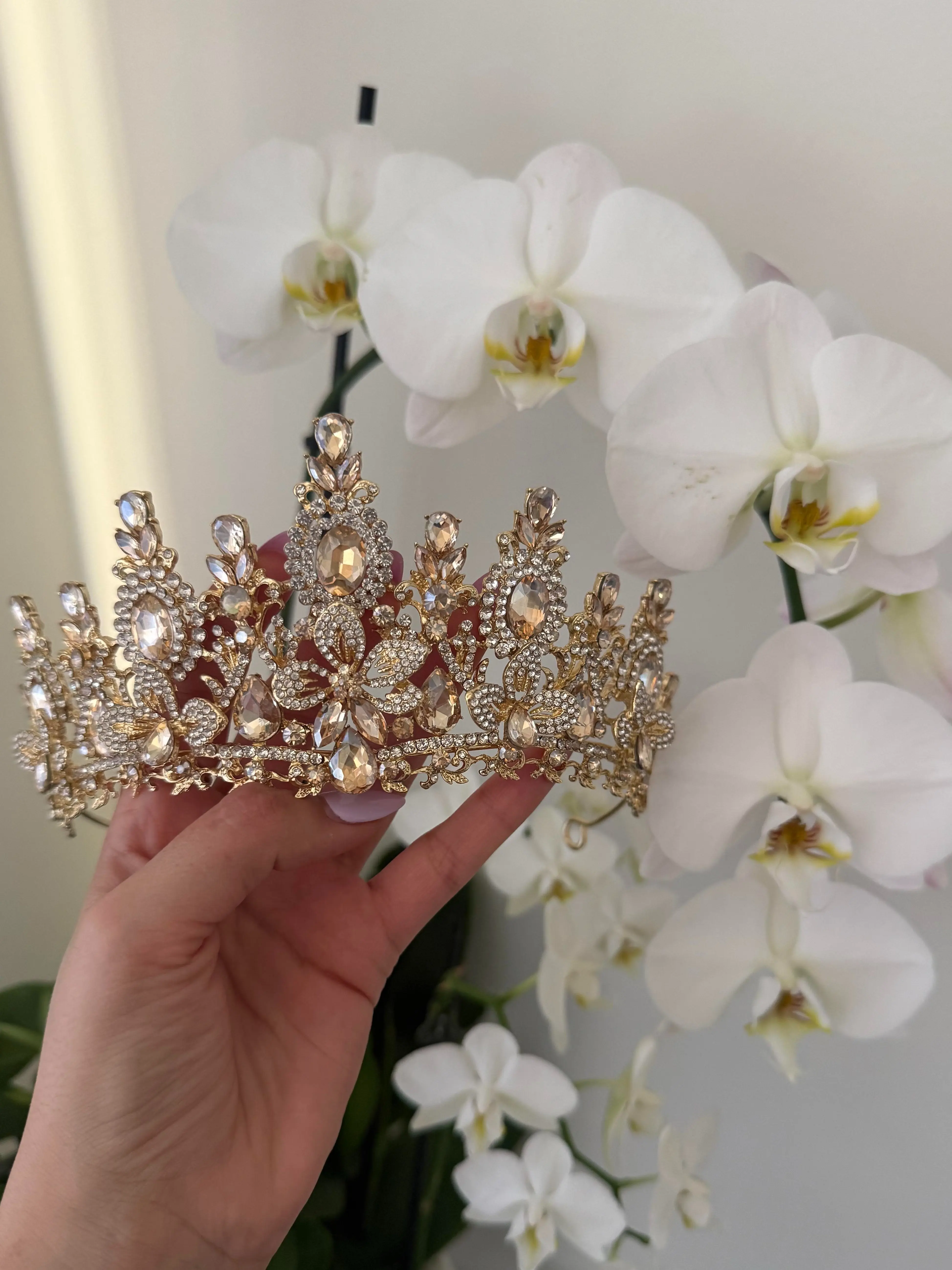 Champagne Gold Crown