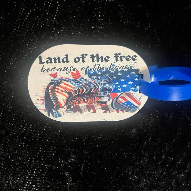 Land of the Free - Luggage Love: Custom Hardboard Luggage Tags – Personalize Your Travel Style!