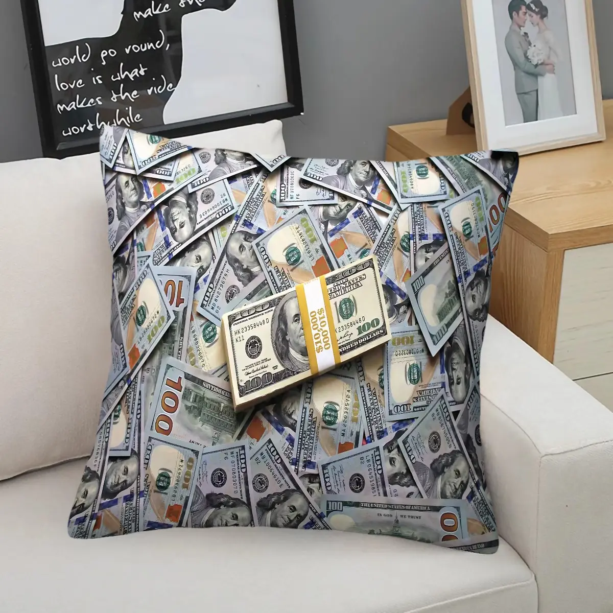 US Dollar Themed Throw Pillow, A Luxurious and Stylish Cushion With A USD、Money Pattern, Suitable for Decorating Sofas, Chairs, and Beds, for Use In Various Home Decor Settings Such As Living Rooms and Bedrooms (1 pcs Including Pillow Insert).