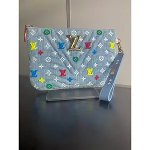 Pre-owned Canvas Small Leather Goods Louis Vuitton New Wave Zipped Pochette