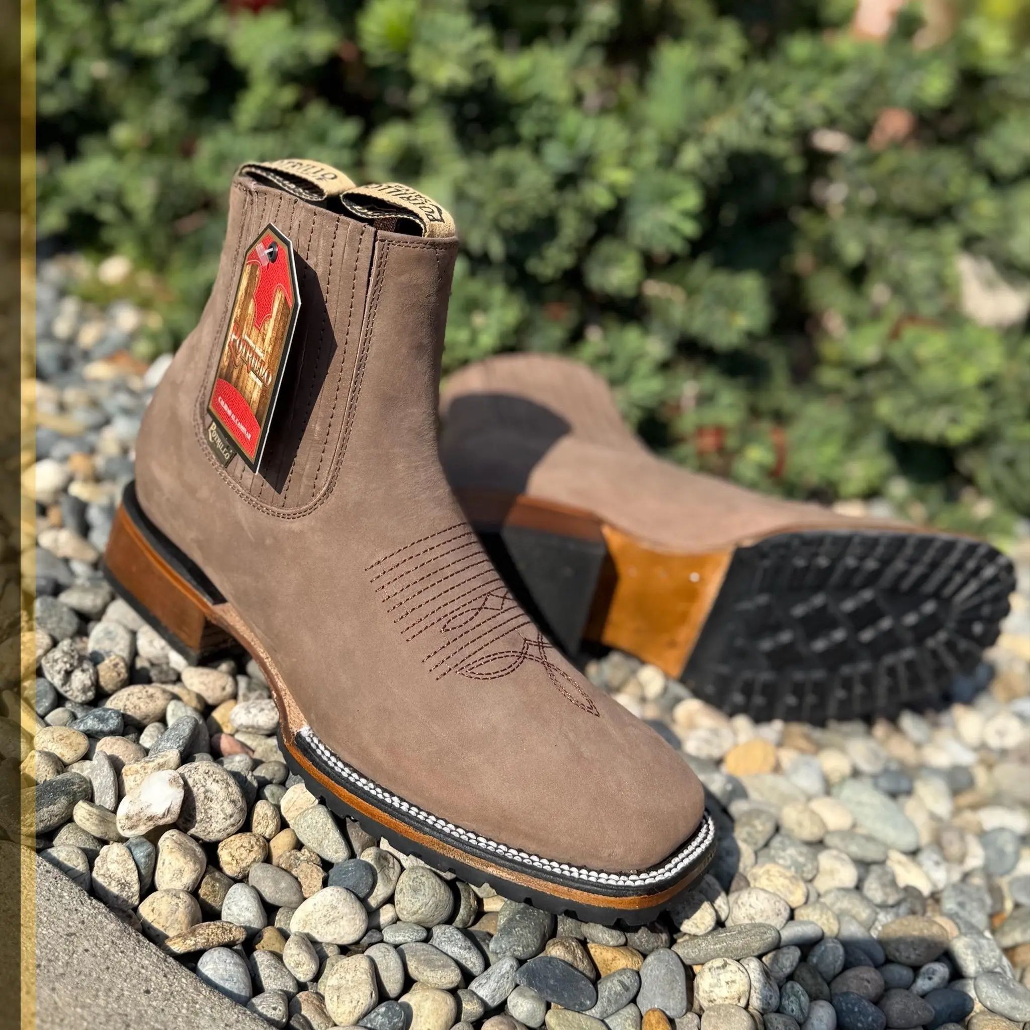 911 Nob. Botin para Hombre Suela de Tractor / Mens Ankle Boots