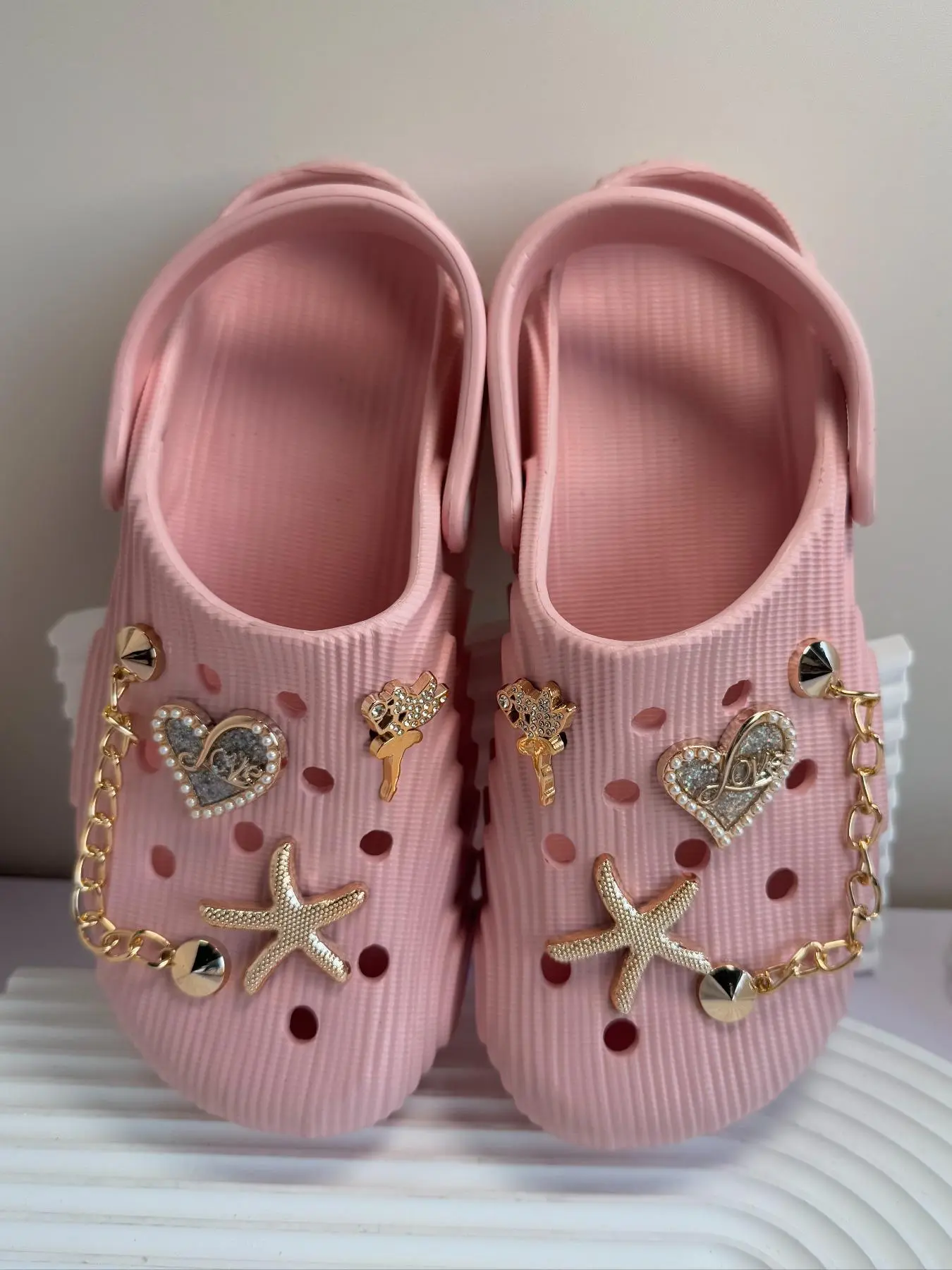 Women's Cute Chain & Starfish Decor Clogs, Casual Comfortable Non-slip Studded Decorated Slides for Summer, Beach Slippers for Women & Girls, Footwear