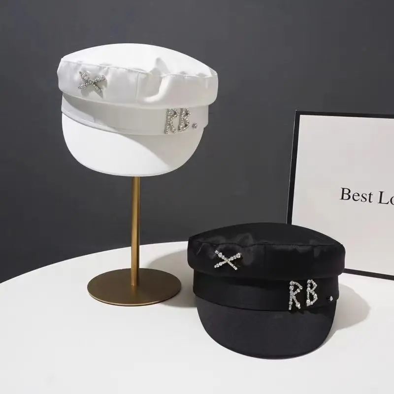 Trendy retro-style satin beret with rhinestone embellishments, women’s satin newsboy cap, fashionable street accessory—a must-have for ladies.
