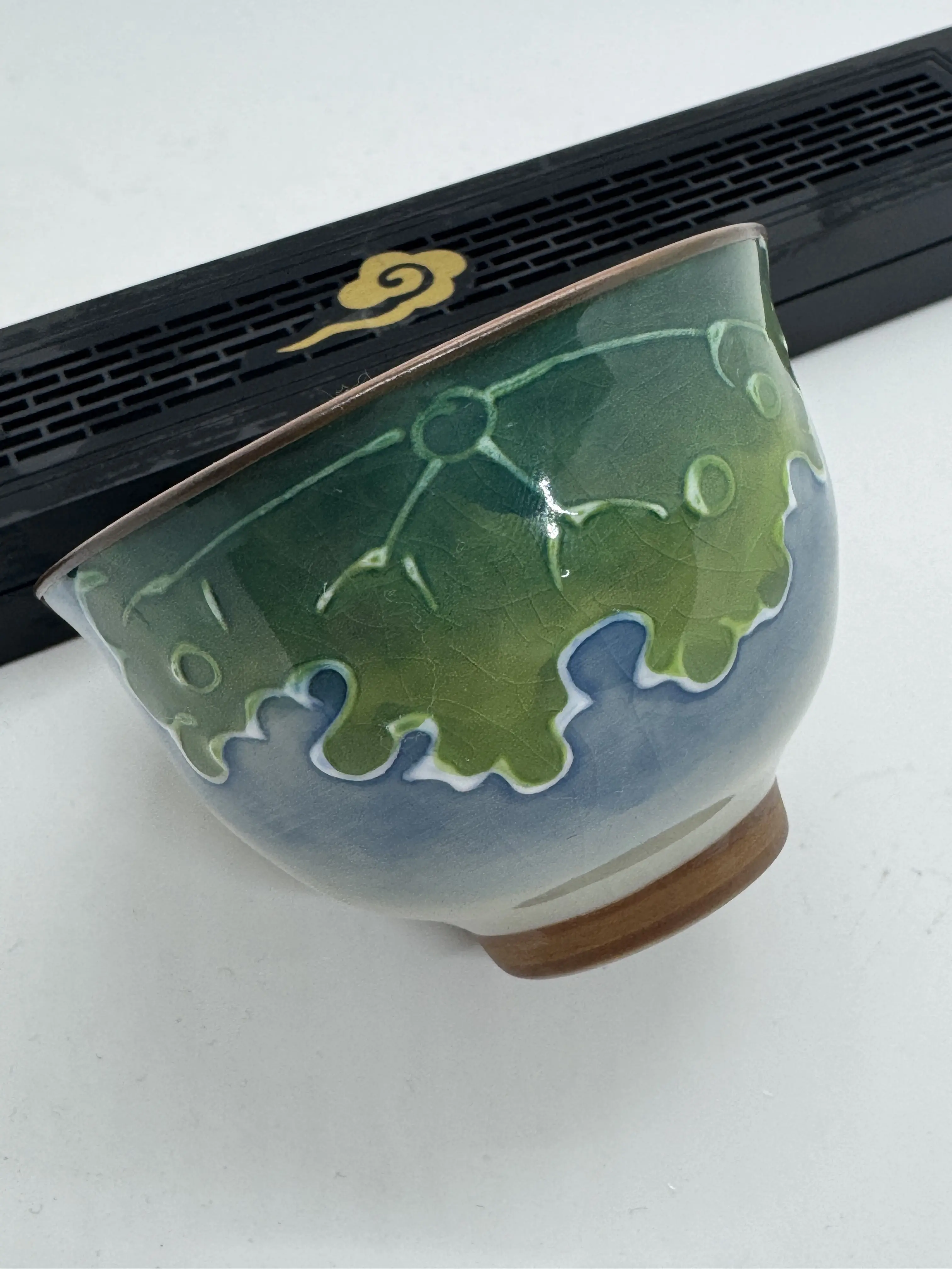 Gongyao Kiln B-Blue Lotus Shadow Series Gaoyao Clay Porcelain Tea Master Cup - Hand-Painted Leaf, Traditional Song-Style Minimalist Rounded Bowl, Adult Collectible Pottery Drinking Tea Cup