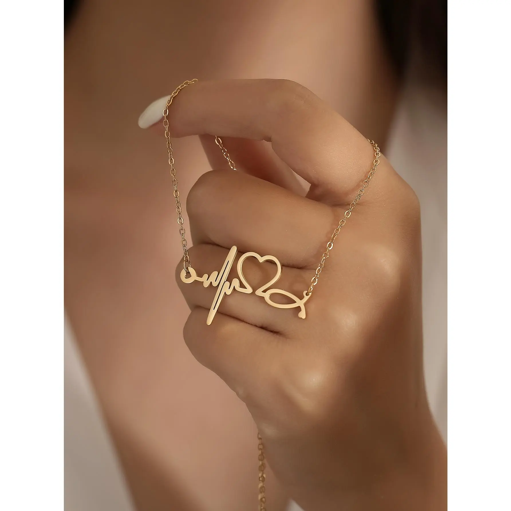 Heart Necklaces for Women, Elegant Geometric Stethoscope Heartbeat Pendant on a Long Stainless Steel Chain, Casual Daily Costume Jewelry, Costume Jewelry Necklace