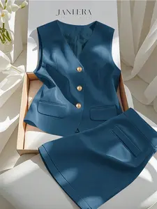 Women's Solid Color Vest and Shorts Set, Womenswear, Suits, High-Quality Commuter Fashion Professional Ensemble, Slim-Fitting Sleeveless Plain Chevron Pattern