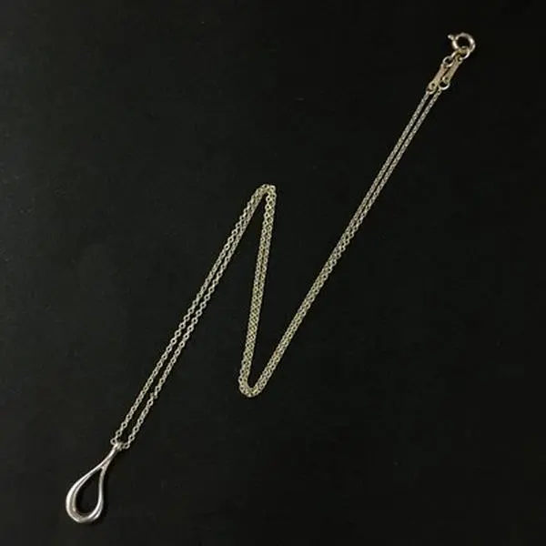 Pre-owned Tiffany&Co. Silver 925 Elsa Peretti Open Teardrop Pendant Necklace 12463025008/161174