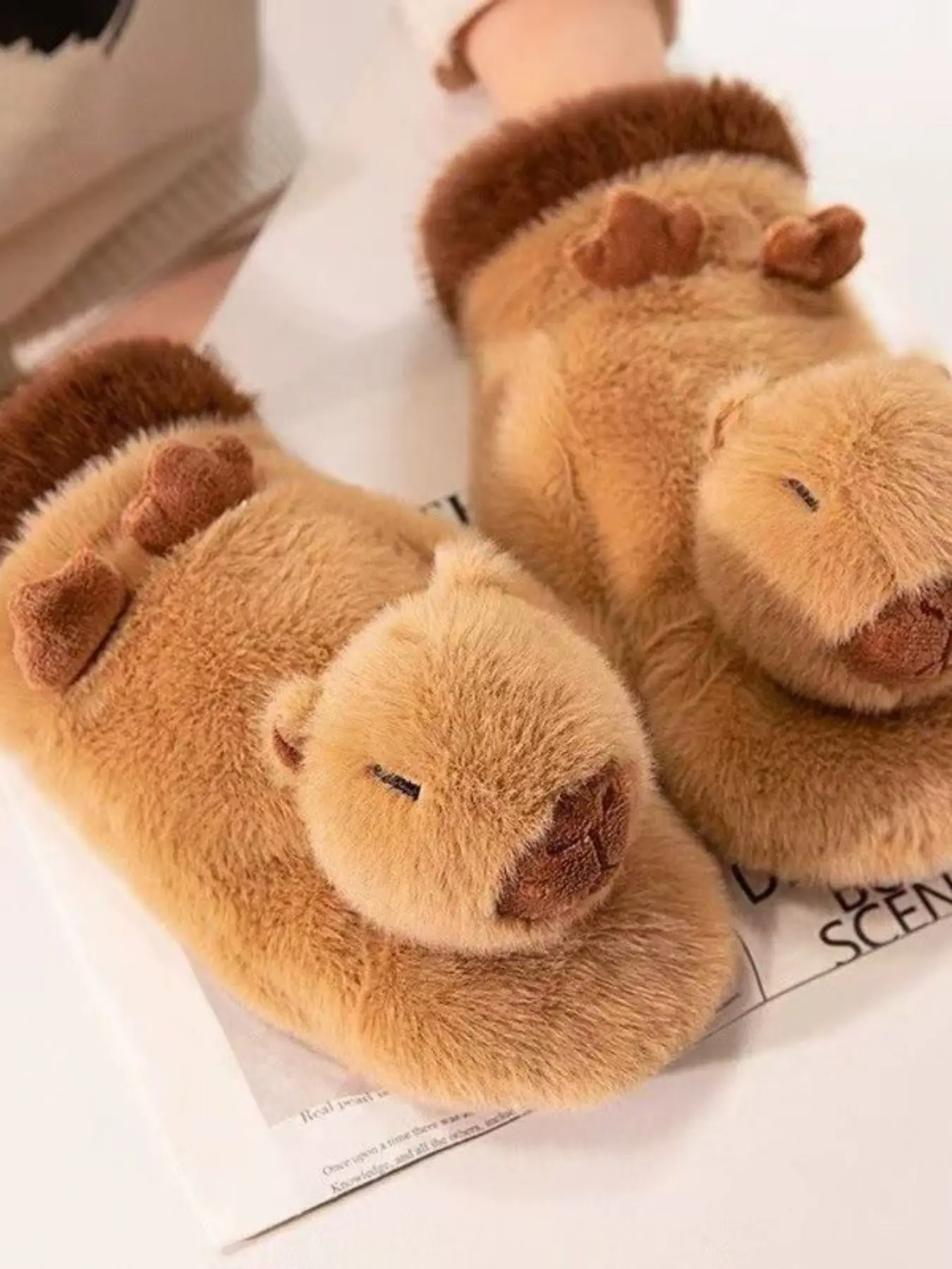 Cute Capybara Plush Gloves, Winter Warm Fleece Lined Fingerless Mitts, Thickened Women's Hand Warmer Accessories for Cold Weather