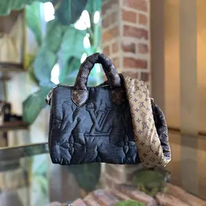 Pre-owned Louis Vuitton nylon Crossbody Bags Speedy Bandouliere 25 Black Jeans Satchel