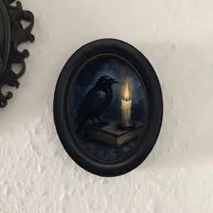 Gothic Candle and Raven Oval Frame Wall Decor, Dark Fairy Tale Style, Fun Mystical Home Ornament, Living Room Bedroom Wall Decoration