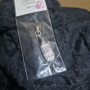 Cell phone Charm - Pink Color, Rhinestone Design, Ideal for Personalization and Style