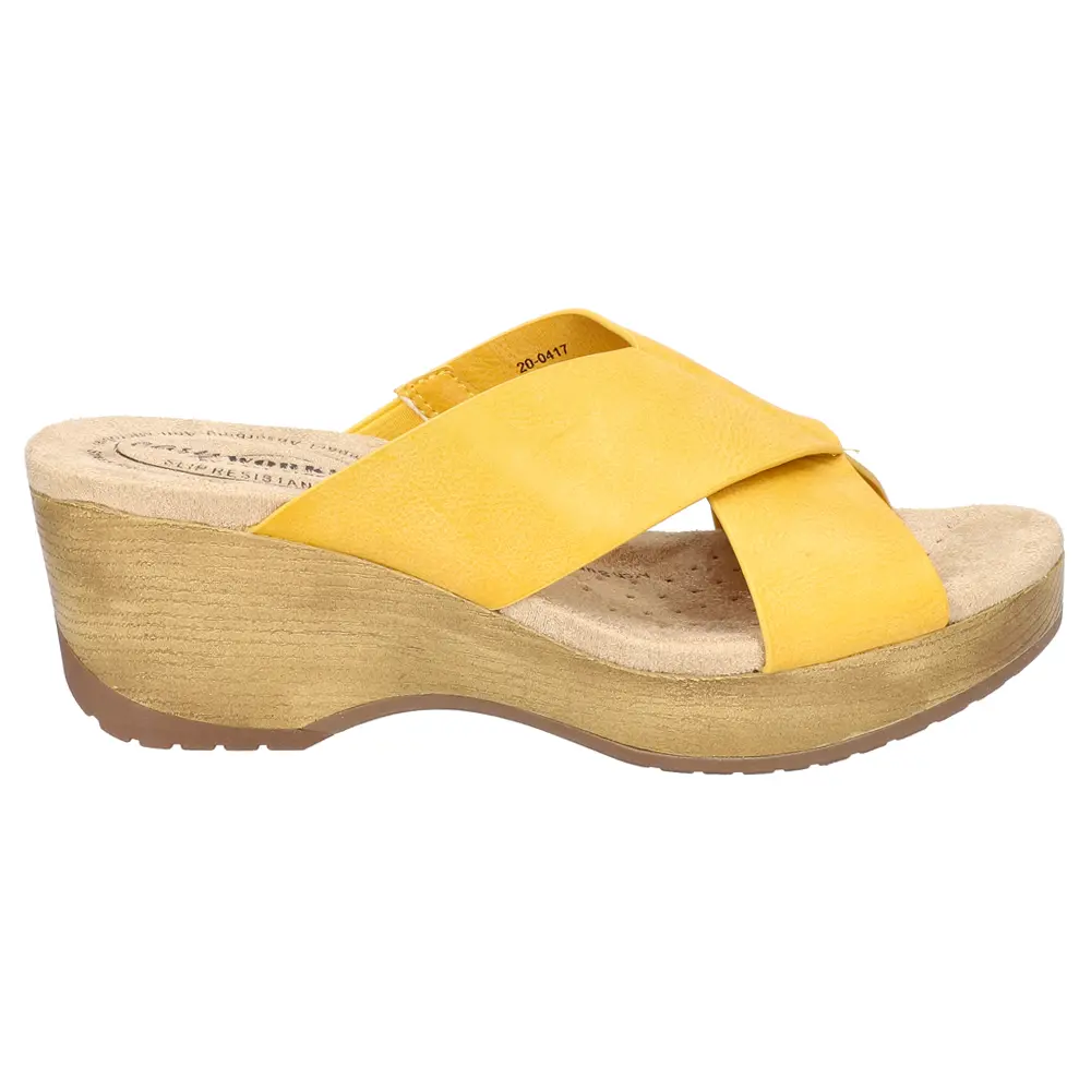 Easy Works by Easy Street Womens Ragan  Casual Sandals Casual Low Heel 1-2" - Yellow
