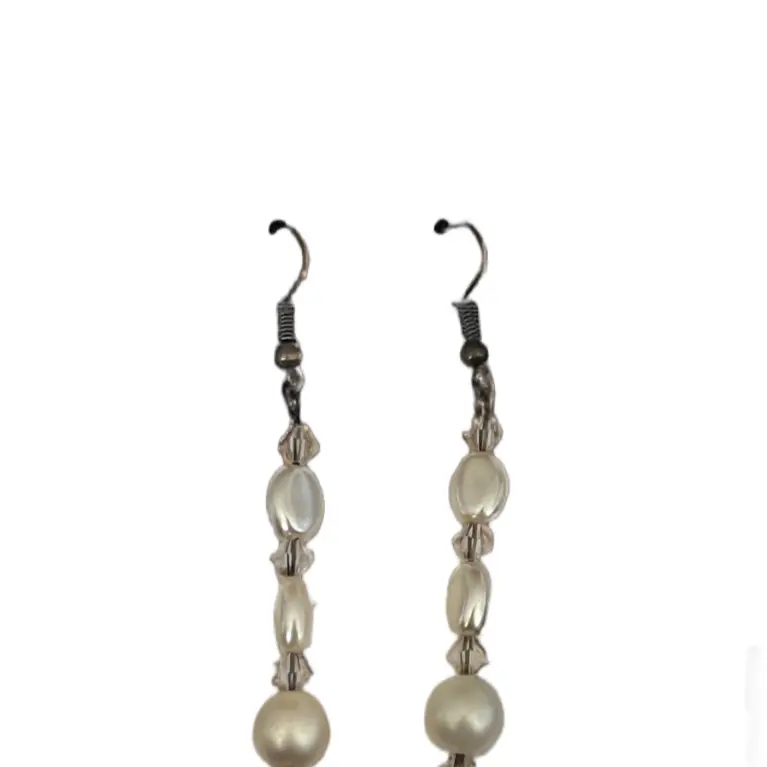 Beige earrings