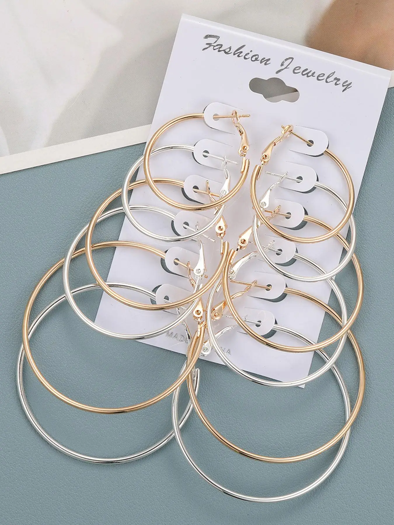 6 Pairs Mixed Size Simple Plain Round Design Hoop Earrings, Elegant All-match Jewelry for Girls Gift, Casual Versatile Party Accessories for Women