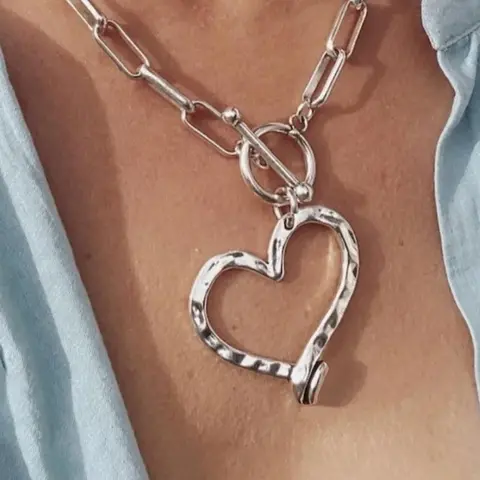 Vintage Heart Shaped Pendant Necklace for Women for Gift, Clavicle Matching Necklace, Boho Style Jewelry for Daily Life, Fashion Jewelry, Alloy Necklace