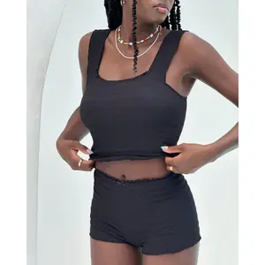 Stretch Seersucker Shortie