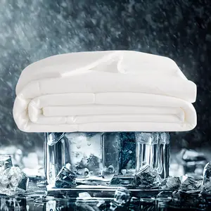 Cooling Blanket for Pets and Toddlers, Double-Sided Japanese Cold Tech Fabric, Q-Max 0.43, Ideal for Hot Weather