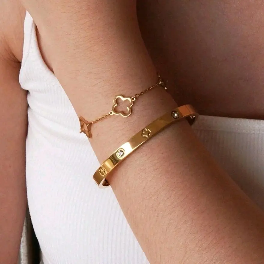 Jewelry Minimalist & Elegant Stainless Steel Chain Bracelet & Bangle with Clover Element & Crystal Glass for Women Banquet Daily Fashion Commuting Festival Gift Trendy
