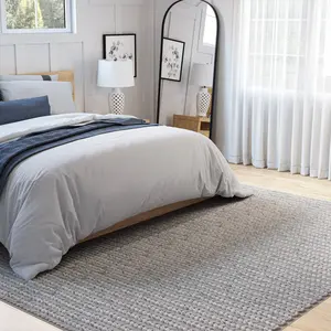 UER0101 Luxury Braided Natural and Synthetic Blend Plush-Pile Rug