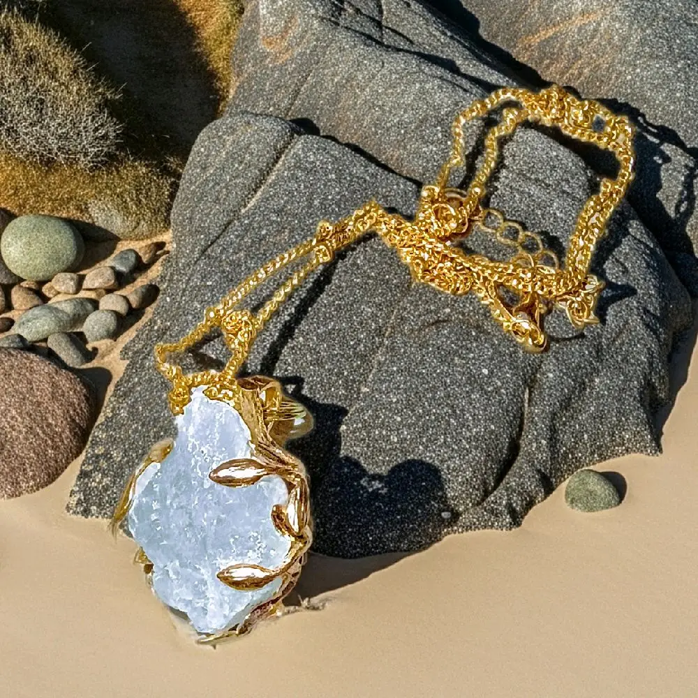 Celestite Crystal Pendant Necklace, Dainty Handcrafted Jewelry for Women (Healing Crystal Accessory for Daily Wear)