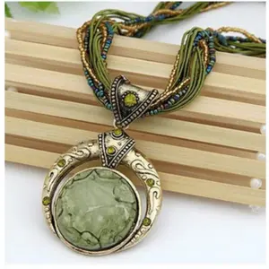 1 piece of elegant classic handmade bohemian pendant necklace with round artificial gemstones, alloy material, suitable for women, parties and festivals, jewelry accessories that can be worn in all seasons