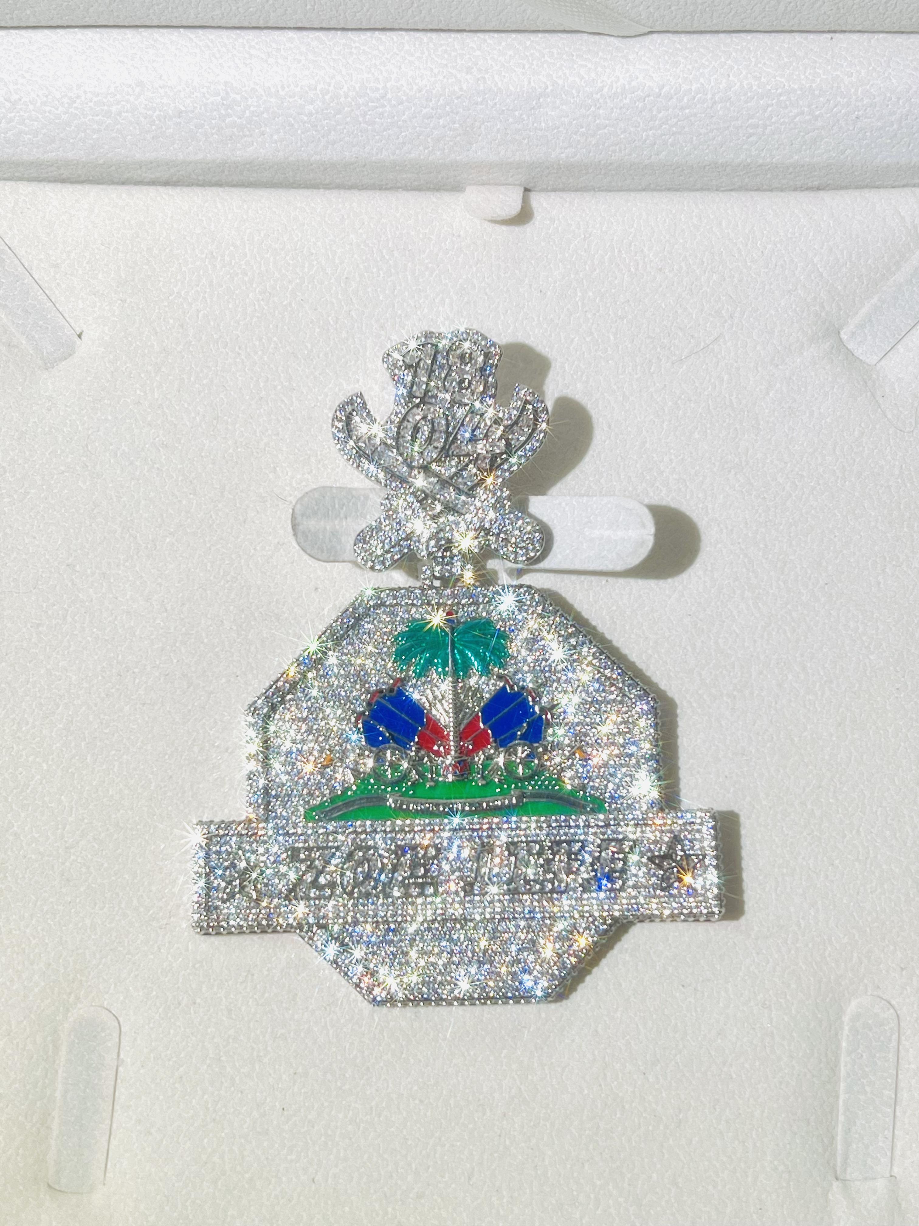 Custom jewelry coconut tree pendant, luxury high-end icy pendant, chilled cartoon medal, men's hip-hop real gold-plated VVS, fashionable trendy hip-hop style jewelry ...