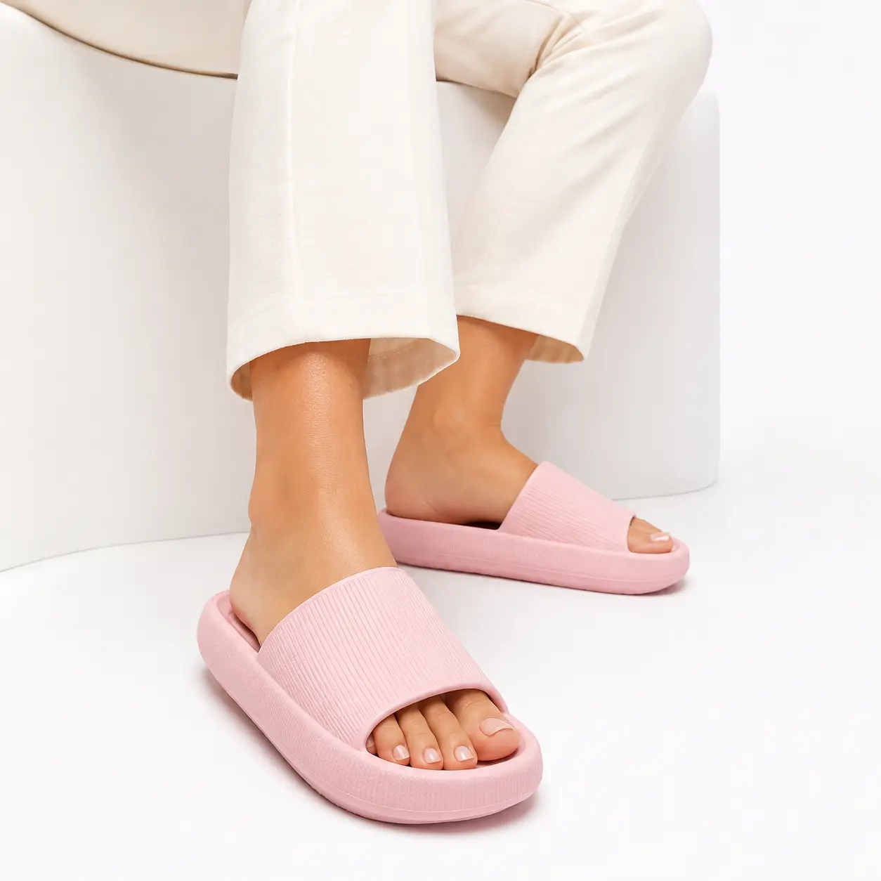 Unisex EVA Bathroom Slides, Soft Thick-Sole House Slippers for Women & Men, Water-Friendly Shower Sandals with Textured Sole for Home, Bedroom, Dorm & Travel