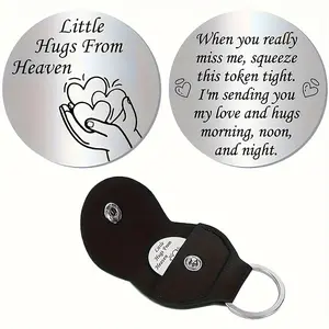 Engraved Pocket Hug Token Keychain, Double-Sided Message with Heart & Hug Hand Charm, Perfect Gift for Ldrs, Birthday Love Keepsake, Hand Made