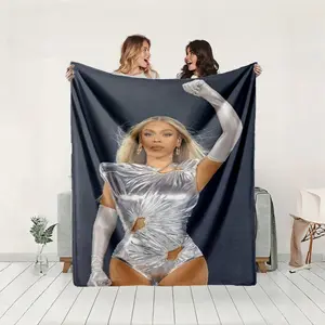 1 piece Beyoncé silver futuristic tight stage outfit themed flannel blanket - Flannel blanket with modern design, suitable for sofas and beds, all-season use, super soft and comfortable, digitally printed pattern, 100% polyester material, machine