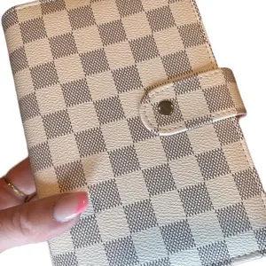 Checkered Budget Binder - Savings Workbook with Checkered Pattern and Button Closure
