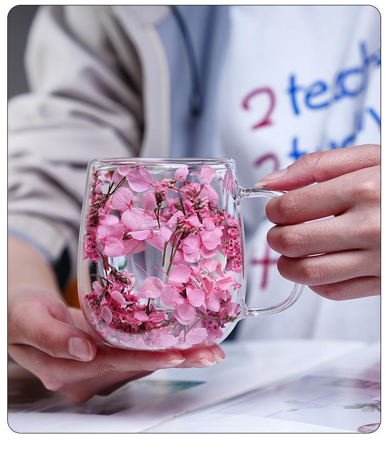 Double Glass Flower Tea Cup, 250ml Double Wall Glass Coffee Cup, Insulated Transparent Cup with Dried Flowers, Heat Resistant Drinkware Tumbler, New Year Gift.The top choice for Mothers Day Gift