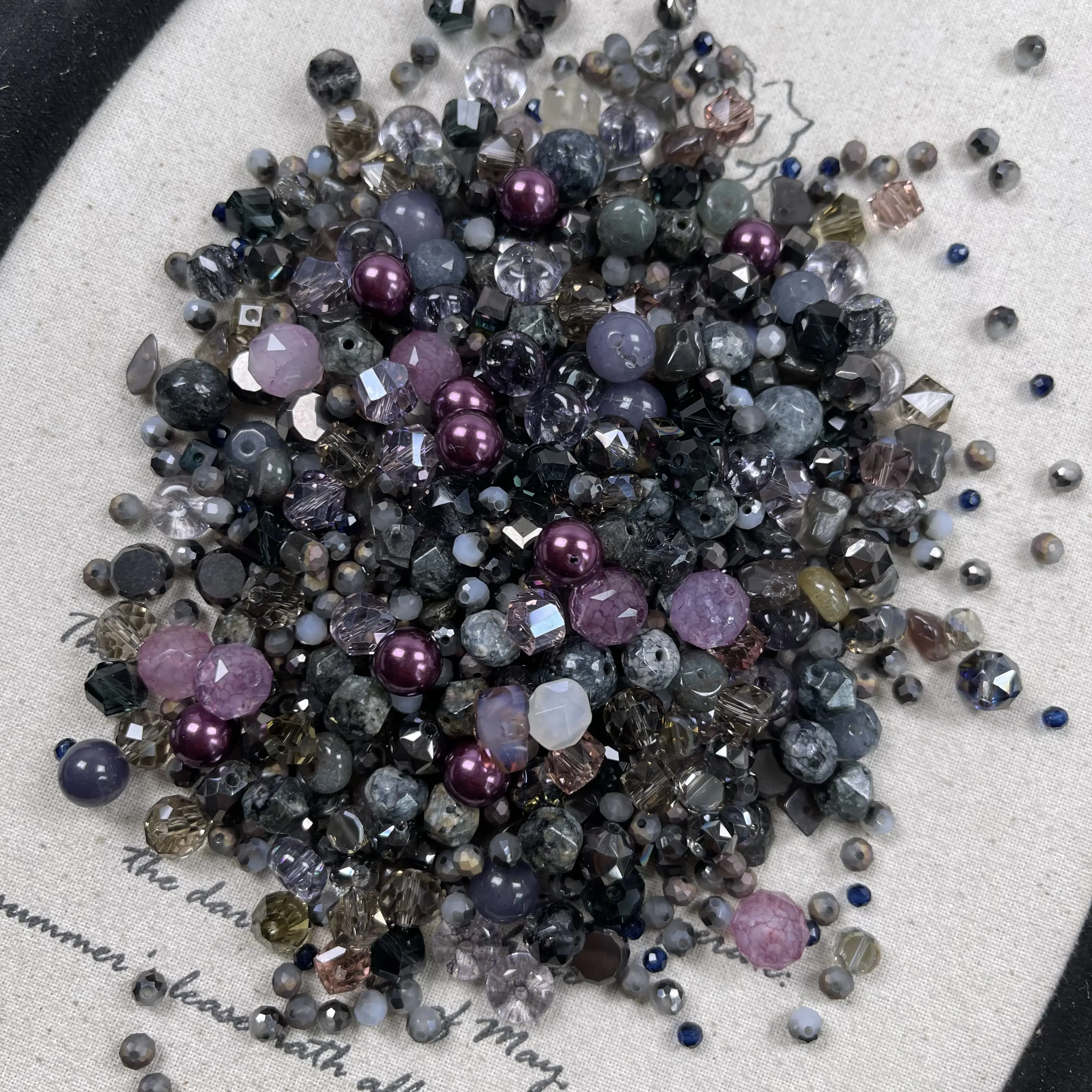 [A Series] Mix Beads 50g ≈ 30ml For Every 5 Bags Get One Extra
