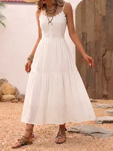 French Elegant Lace V-Neck Strap Dress Women, Feminine, Slim-Fitting Waist Cinch, Loose A-Line Beach Vacation Style, Bohemian, Single Button Closure, Summer
