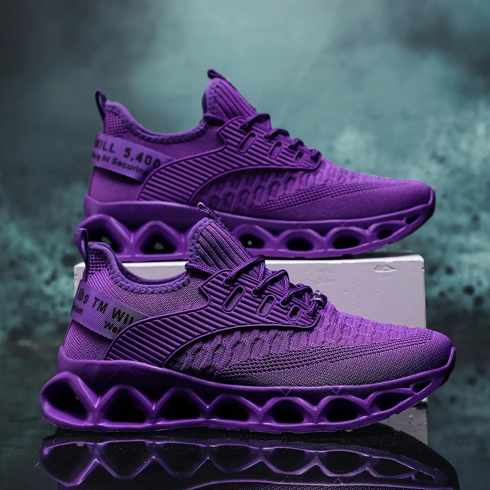 Solid color blue sole hollow twist platform casual shoes, women's men's sports shoes fashion walking shoes, 1 sports shoes air cushion running shoes, sd women's non-slip breathable tennis shoes, mesh air cushion men's sports shoes gym exercise shoes