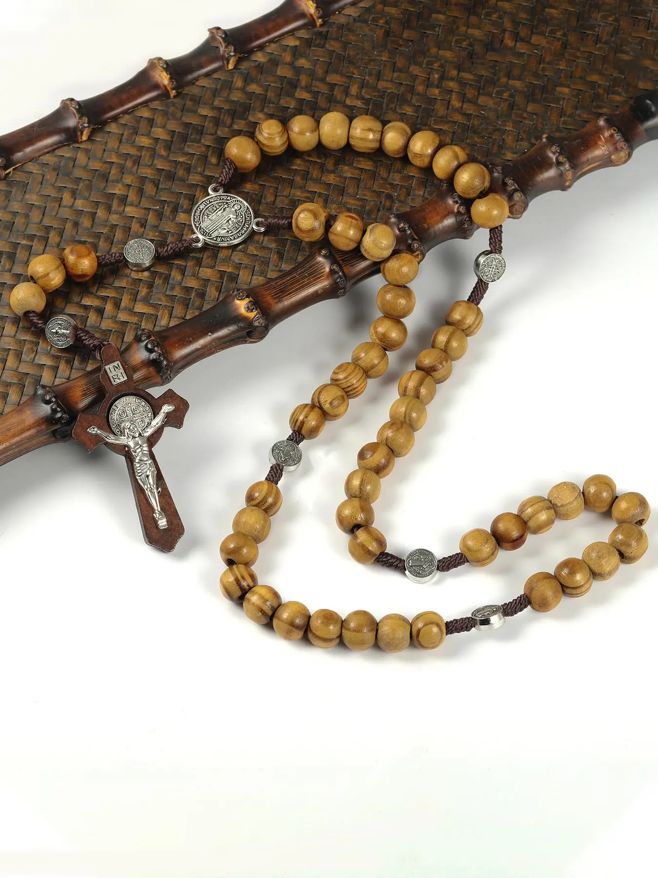 Vintage Wooden Beaded Rosary Necklace, Beaded Necklaces, Cross Pendant Necklace for Men & Women, Jewelry for Party, Daily Decor, All-match Jewelry for Birthday Gift