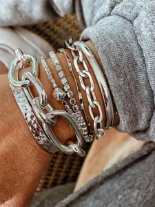 Women's Geometric Irregular, Zinc Alloy Hand Chain Jewelry, Casual Fashion Accessories, Stackable Bracelet for All Seasons