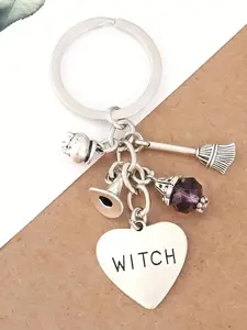 1 Piece Fashionable Casual Witch Letter Pattern Heart Design Alloy Keychain, Cute Keychain, Creative Key Chain for Bag, Car, Holiday Party Gift, Halloween, Keychain for Bags, Cute Keychain Accessory