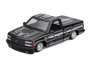 1993 Chevrolet 454 SS Pickup Lowrider – Black (Design Lowriders) Diecast 1:24 Scale Model - Maisto 32550BK