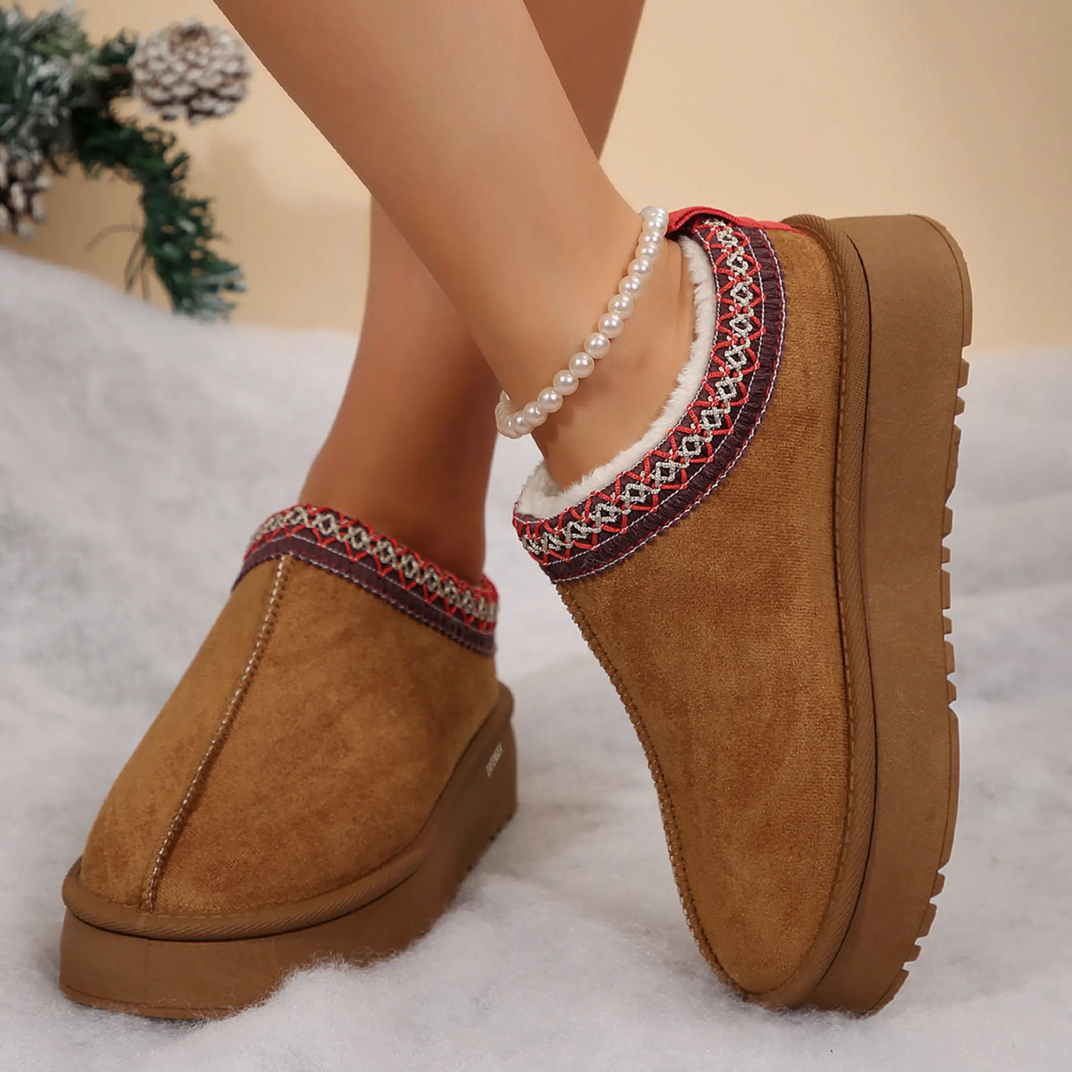 Bohemian Embroidered Platform Snow Boots Women's Fleece-Lined Suede Winter Boots with Chic Design Indoor Outdoor Shoes