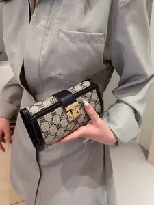Cross-Border Women's Long Wallet Classic Short Billfold Multi-Card Slot Three-Fold Versatile Handbag, Elegant PU Leather All Seasons Accessory, Trifold Wallet, Ladies Wallet, Fashionable Wallet