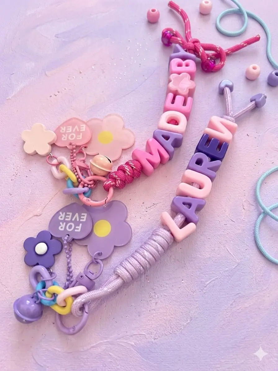 Custom Name Keyring with Flower charm
