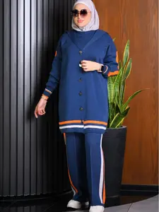 طقم تريكو ناعم عريض من 3 قطع – أنيق ومريح- Soft Oversized Knit 3-Piece Set – Elegant & Comfortable