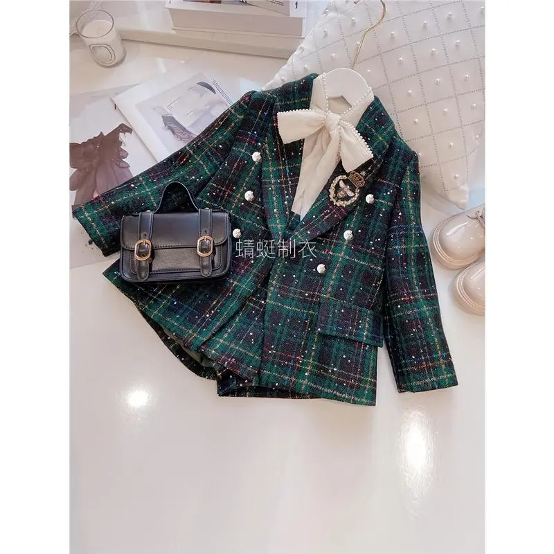 NewGirl's Preppy Style Outfit 2pcs, Tweed Blazer & Shorts Set, Bee Pattern, Kid's Outdoor Clothes For Spring Fall