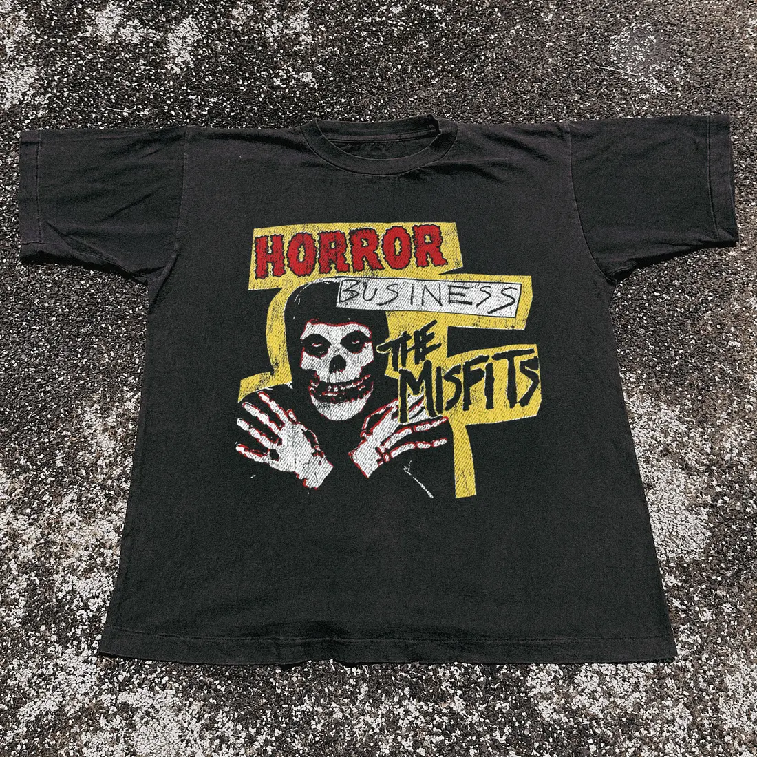 Misfits 'Horror Business' Black Vintage Tee, Urban Street Style Vintage Graphic Tee Unisex Cotton Top, Y2K Grunge Aesthetic, Trendy T-Shirt, Casual Daily Wear, Gift T-Shirt Top Menswear Womenswear Streetwear