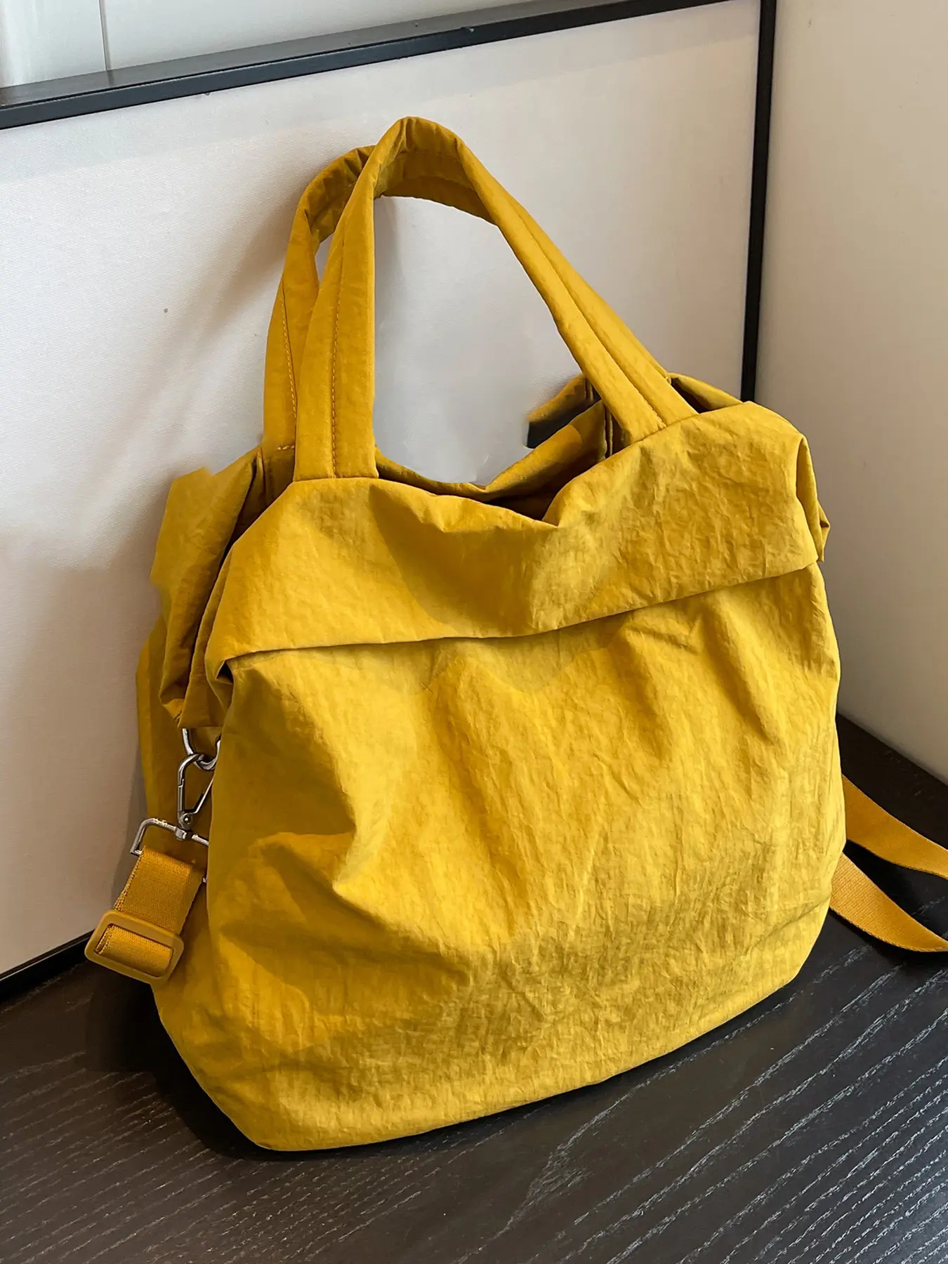 Fashionable multi-color simple canvas handbag, casual all-match tote bag, large-capacity commuter bag, multi-purpose for hand-held and shoulder, practical and versatile commuter bag, suitable for office workers shopping, etc., Soft Commuter Tote
