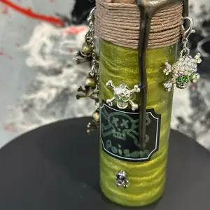 D&D Dice Potion "Poison" Theme - Green Bottle with Skull Charm and Rhinestone Accents for Role-Playing Games