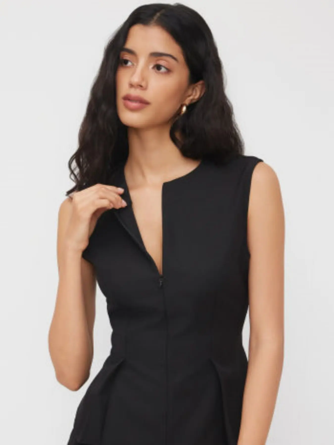Women's Sleeveless Slim Fit Blouse Top, Casual Fashionable Top, Plain Pattern, Fitted Style, Casual Wear, Casual Elegance Style, Perfect for Daily
