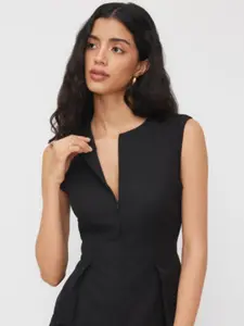 Women's Sleeveless Slim Fit Blouse Top, Plain Pattern, Fitted Style, Casual Wear, Perfect for Daily