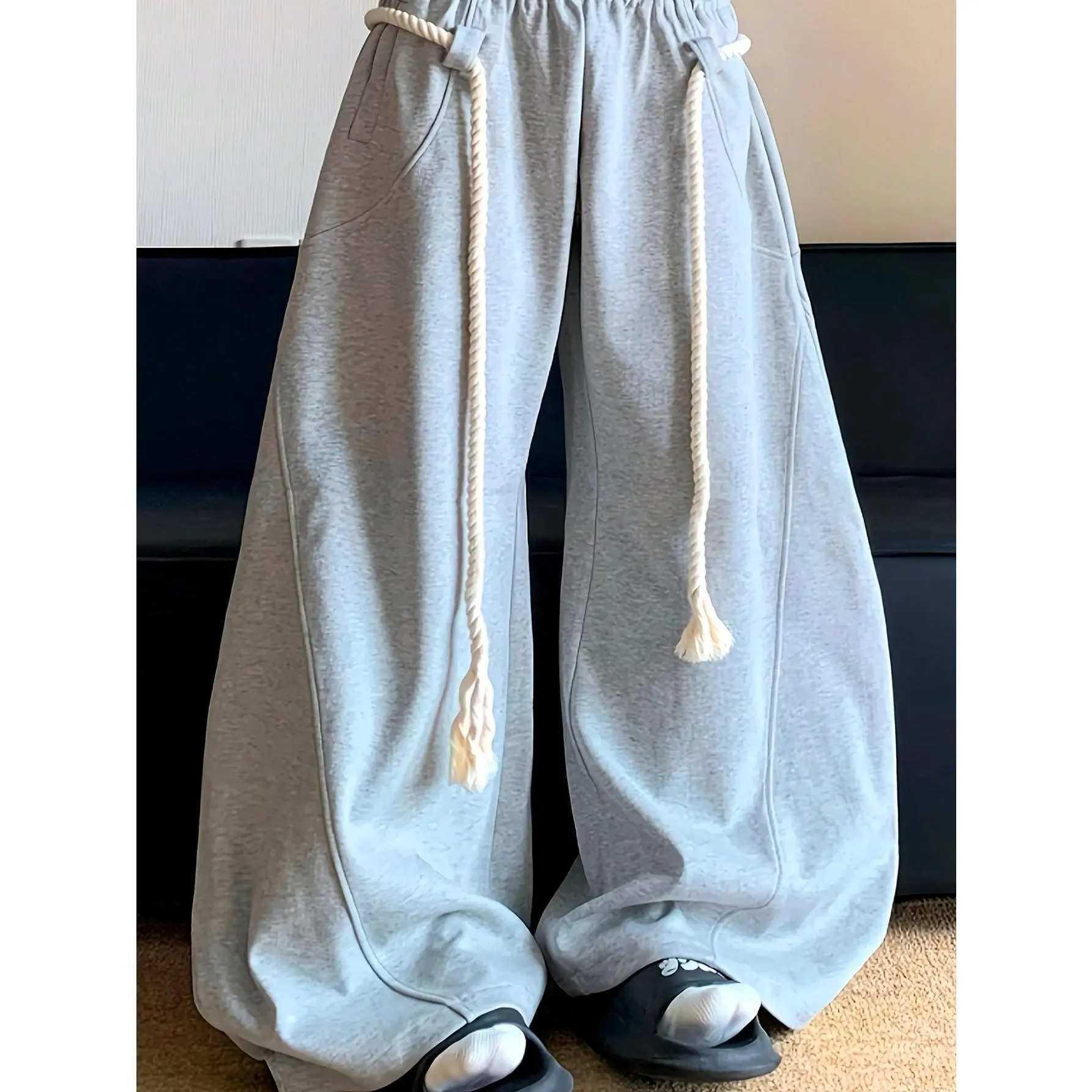 Men's 100% Polyester Wide Leg Sweatpants, Loose-Fit Casual Sports Bottoms for Spring to Summer Use